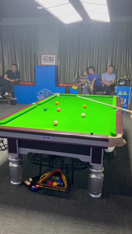 通过不断的 通过不断的