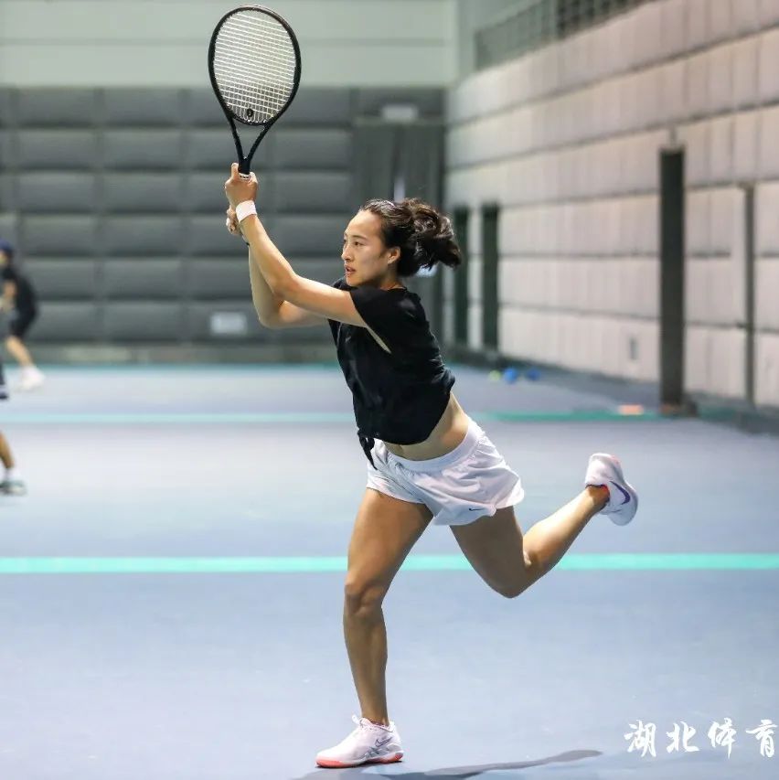 内线球员承 内线球员承